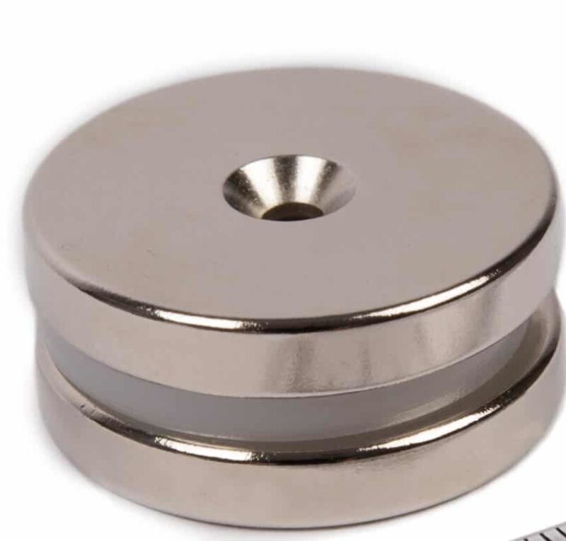 Magnet mit Bohrung