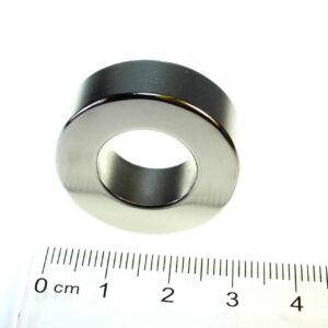Ø 30 / 16 mm x 10 mm Ringmagnete - N52, vernickelt