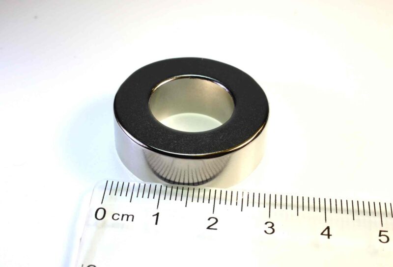 Ø 30 / 16 mm x 10 mm Ringmagnete - N52, vernickelt – Bild 2